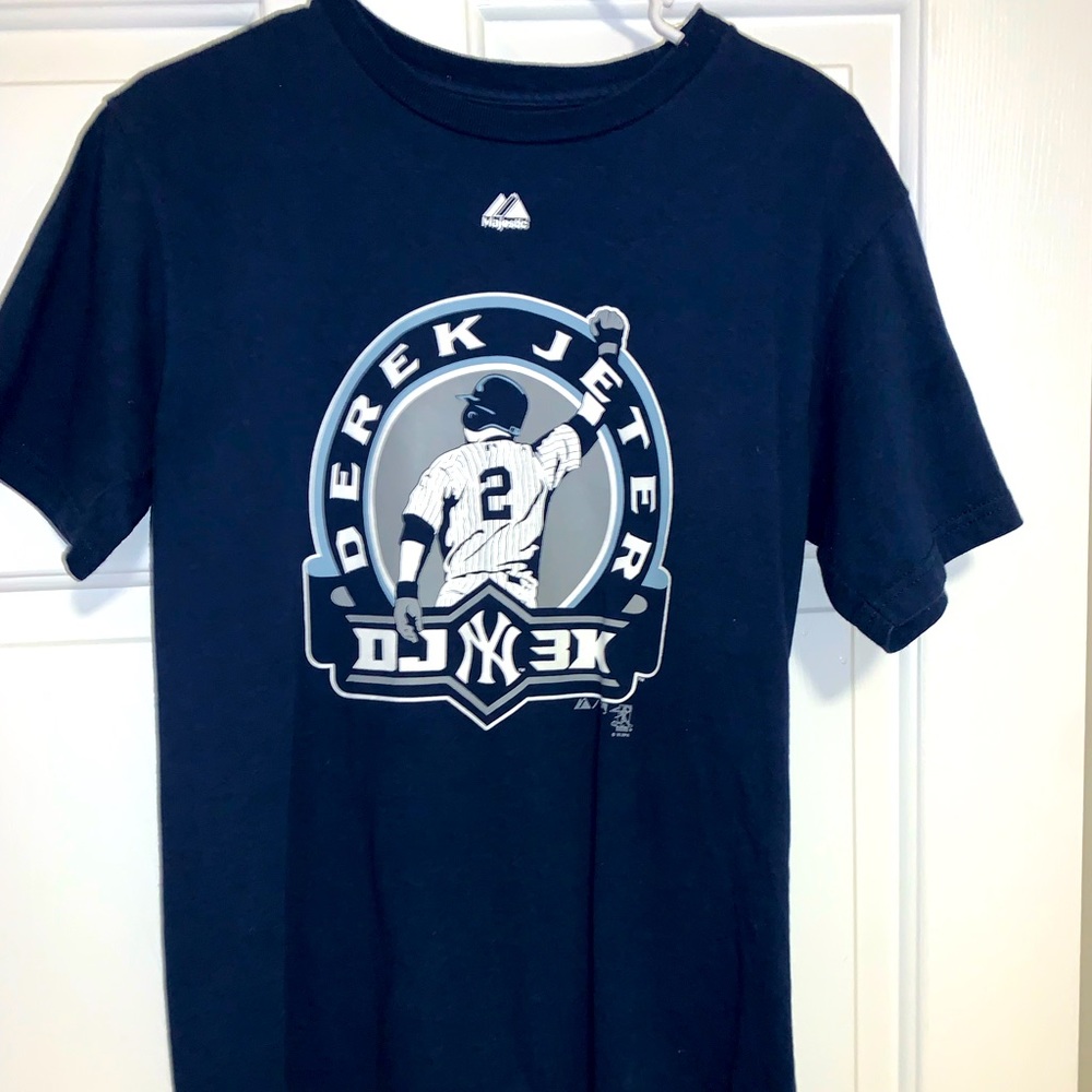Derek Jeter tshirt